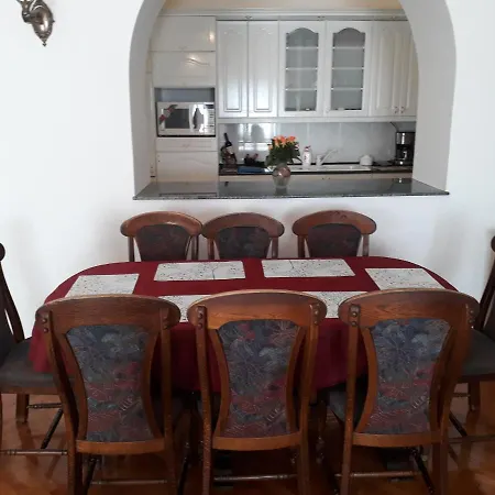 Piac Utcai 2 * Debrecen