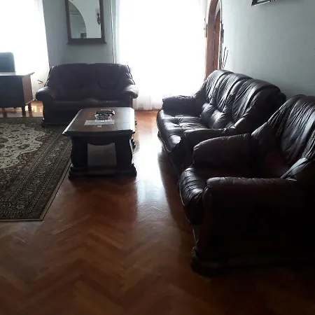 Piac Utcai 2 Guest house *