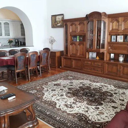 Piac Utcai 2 Casa de hóspedes Debrecen